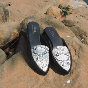 Verde Feet Charmer Animal Print Pointed Toe Slide Women Sandals